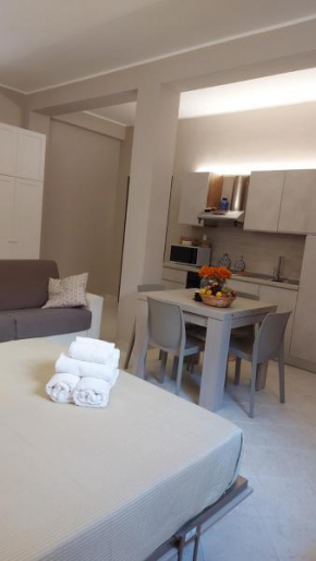 CASA MYA Monopoli